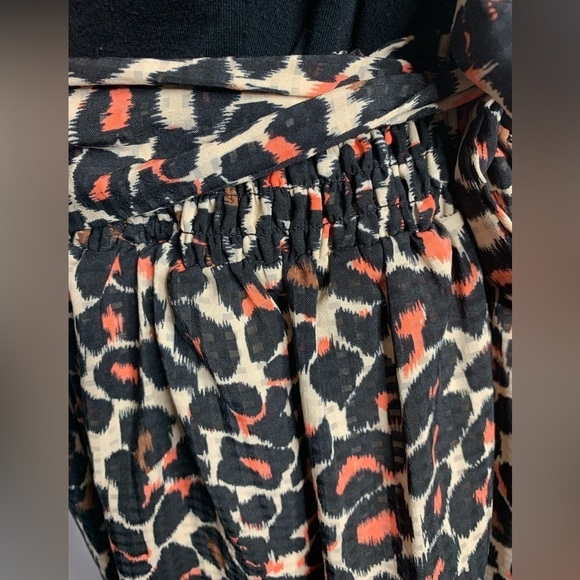 WHO What Wear Sketched Leopard Print Skirt in Black/Brown/Coral - Picture 6 of 9
